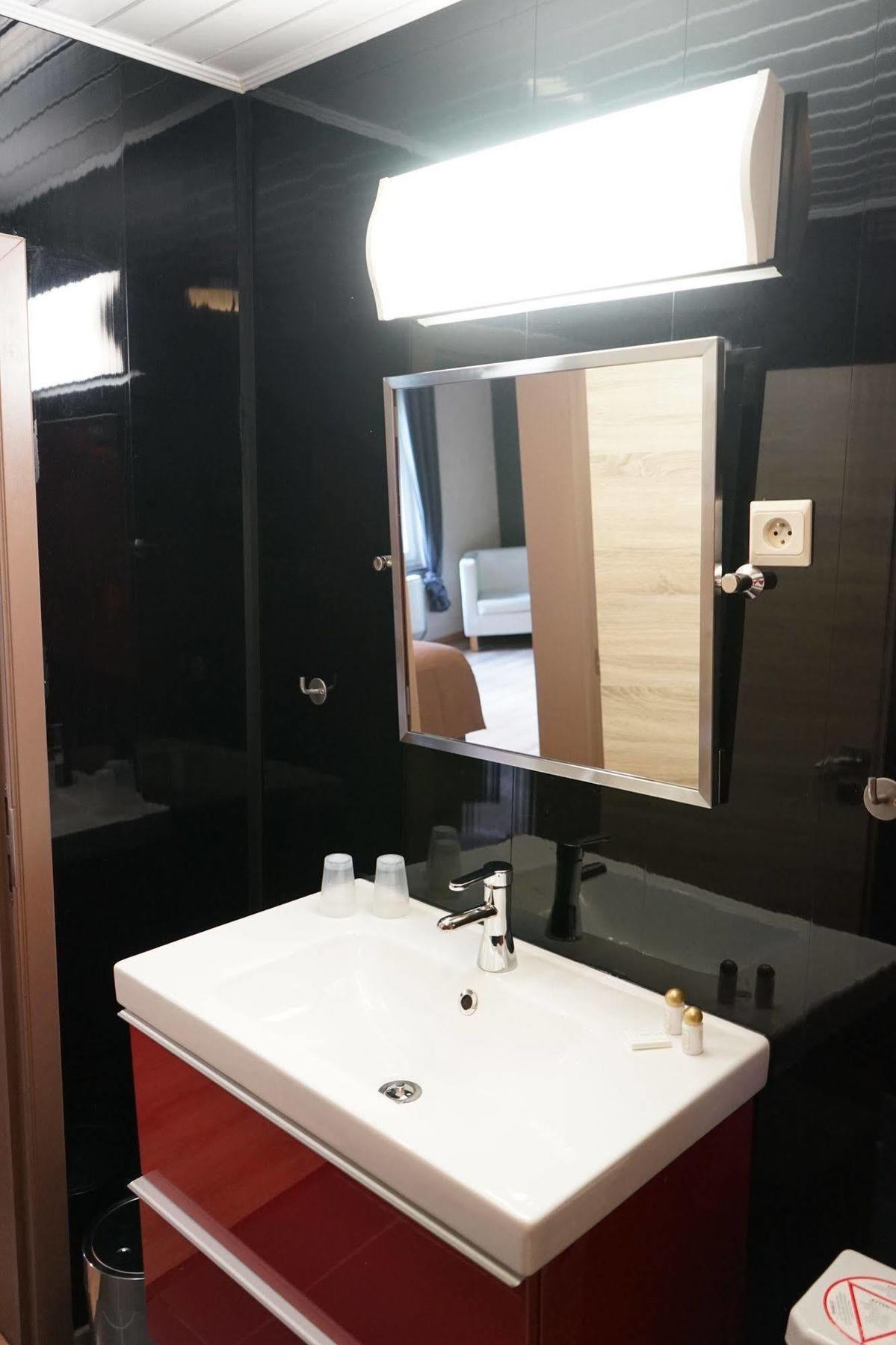 Hotel Les 5 Ourthes Houffalize Dış mekan fotoğraf
